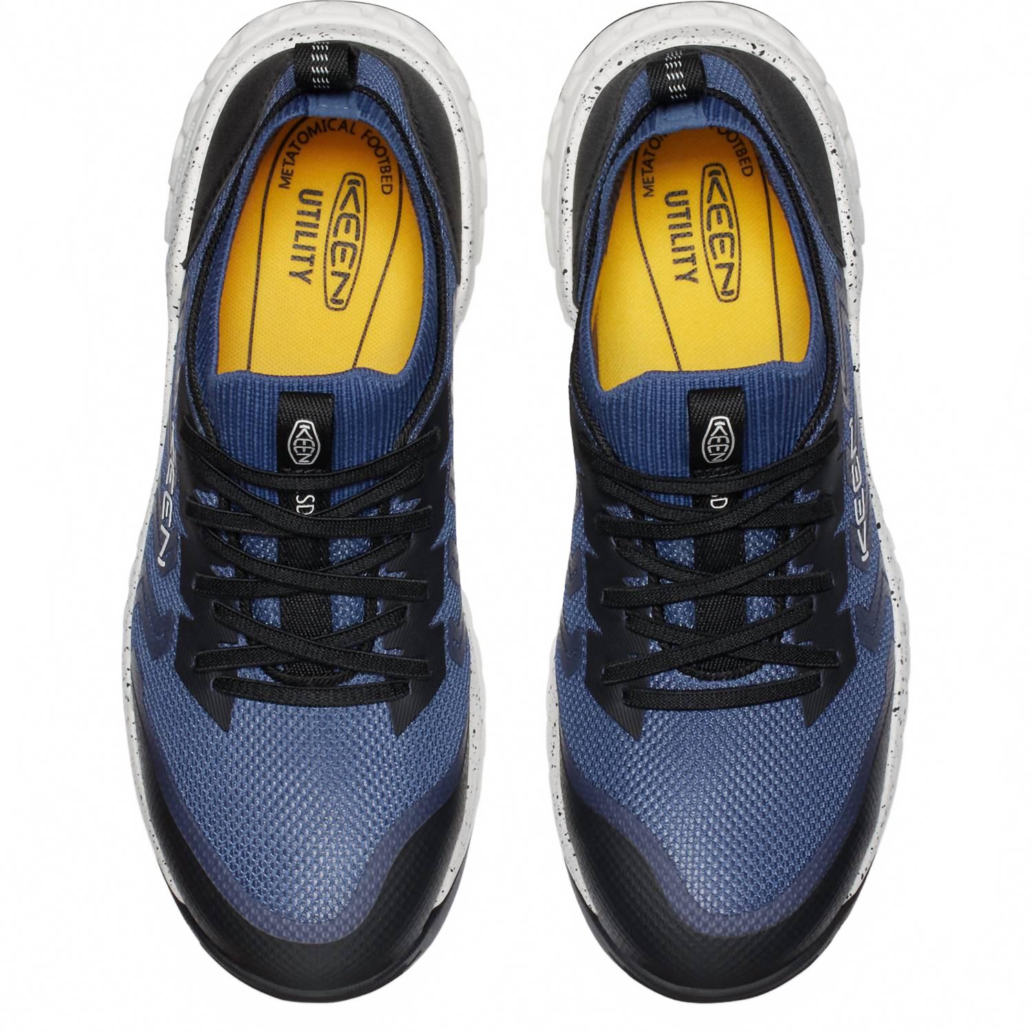 Tenis de hombre color negro y azul