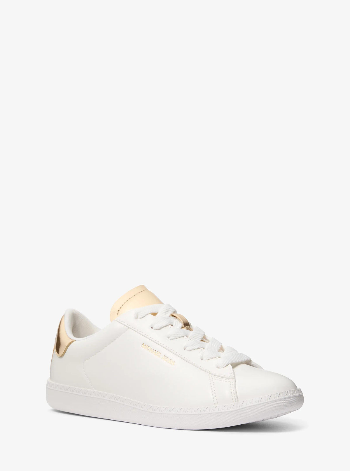Tenis