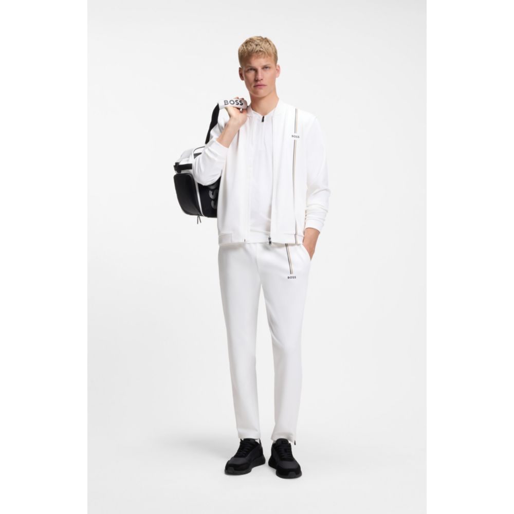 Polo de corte ajustado