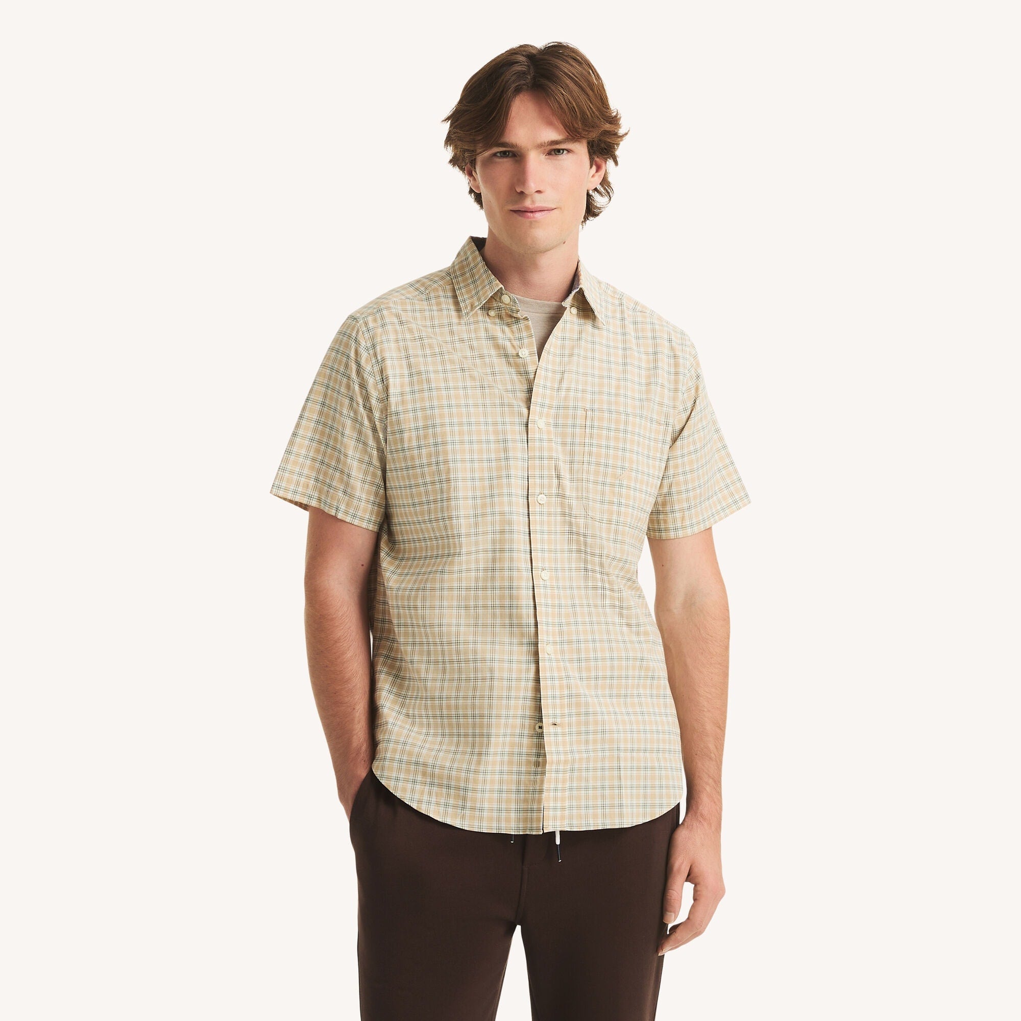Camisa de hombre de manga corta a cuadros