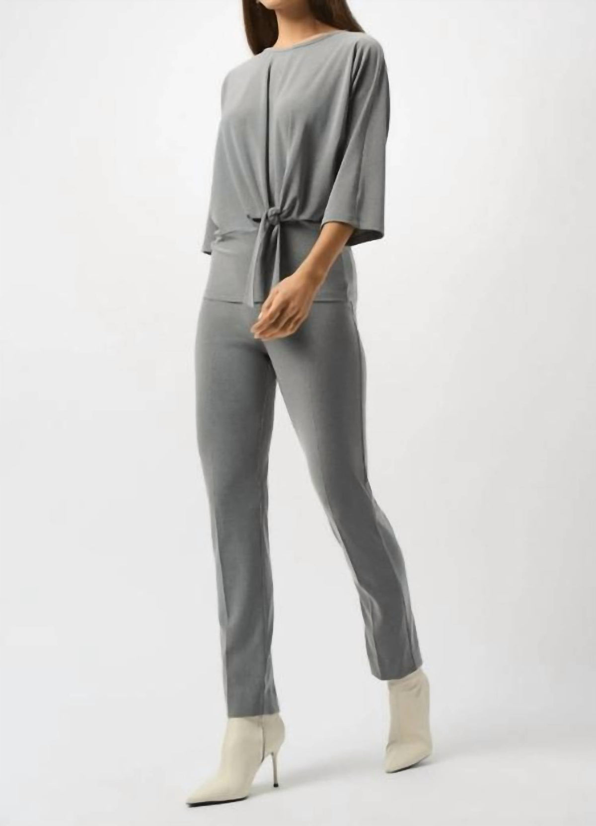 Pantalón color gris