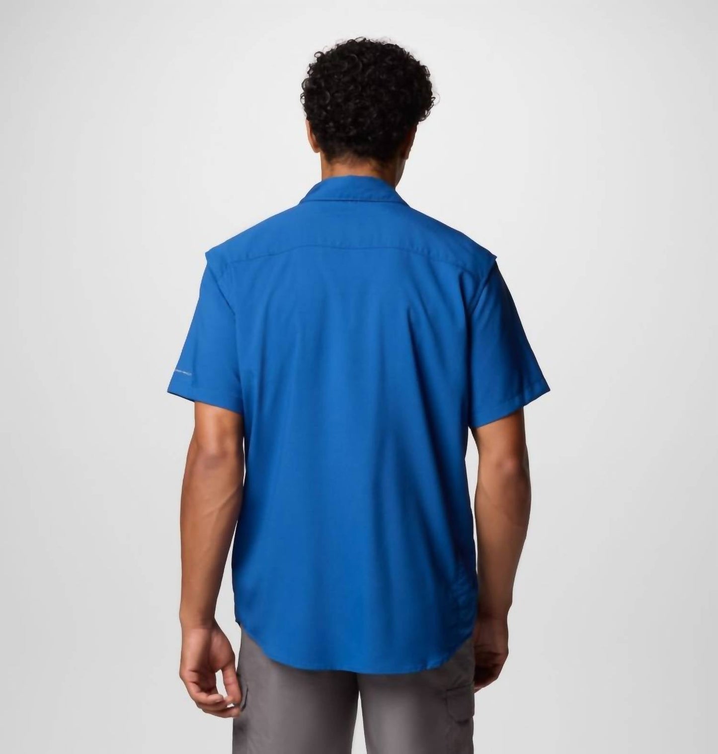 Camisa de hombre de manga corta color azul