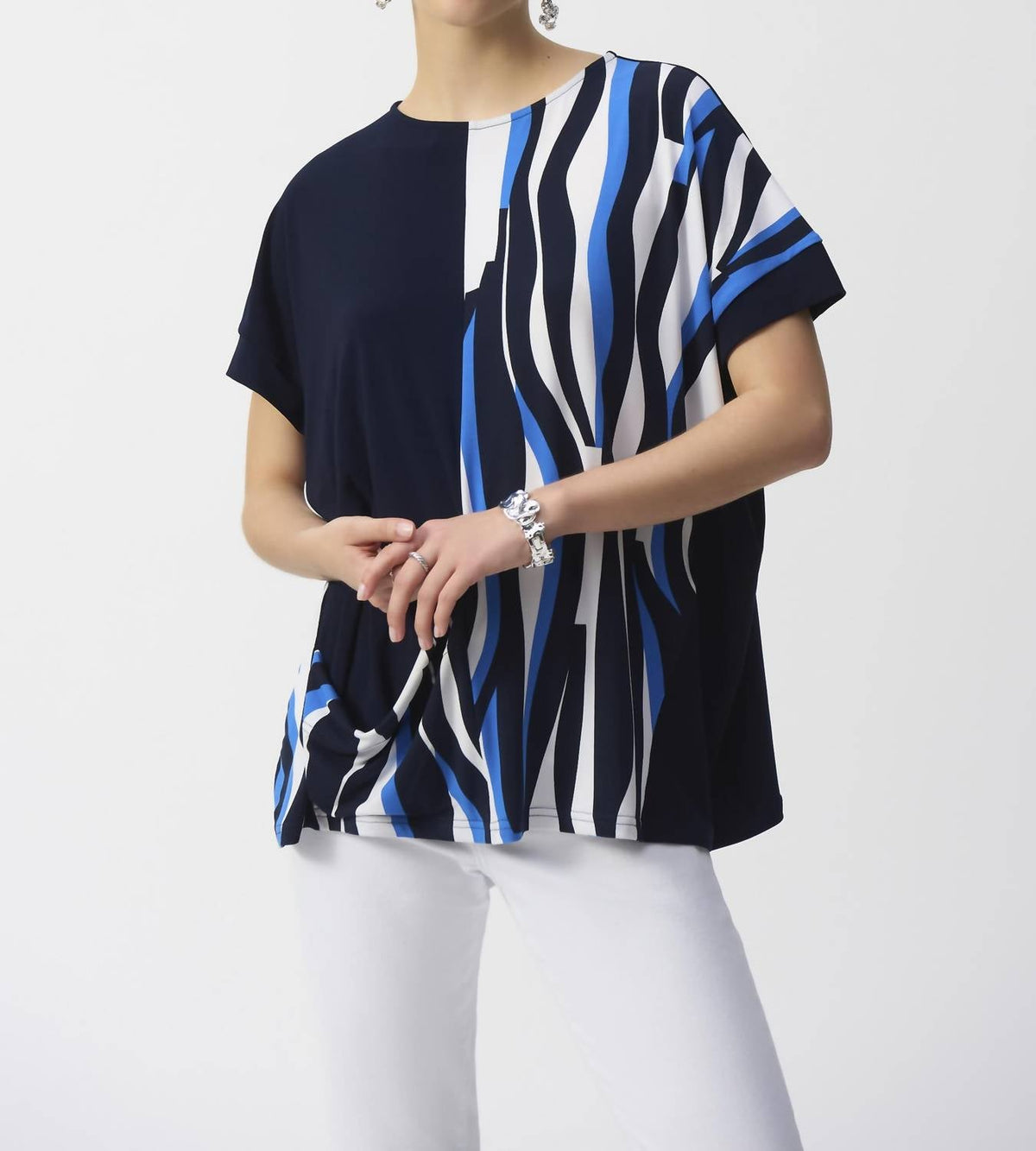 Top color blanco y azul