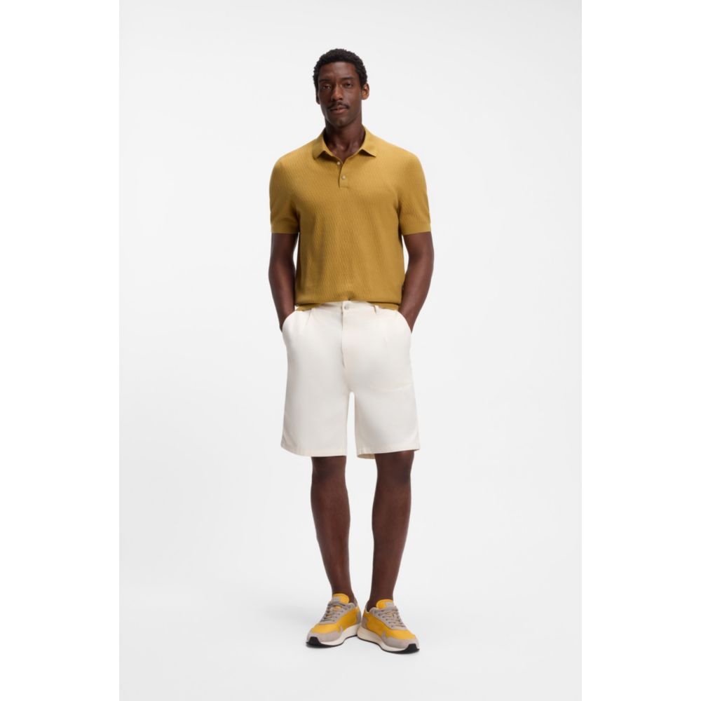 Tenis de gamuza con cordones