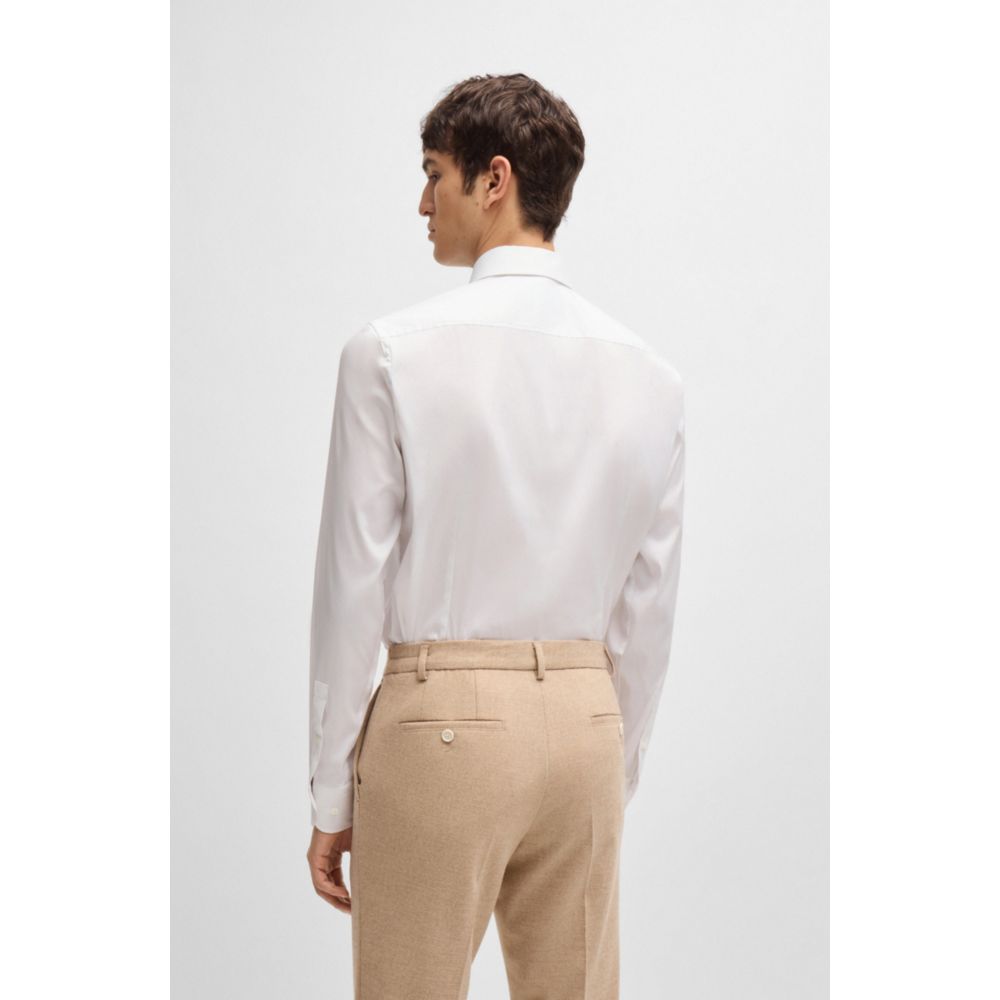 Camisa de corte ajustado