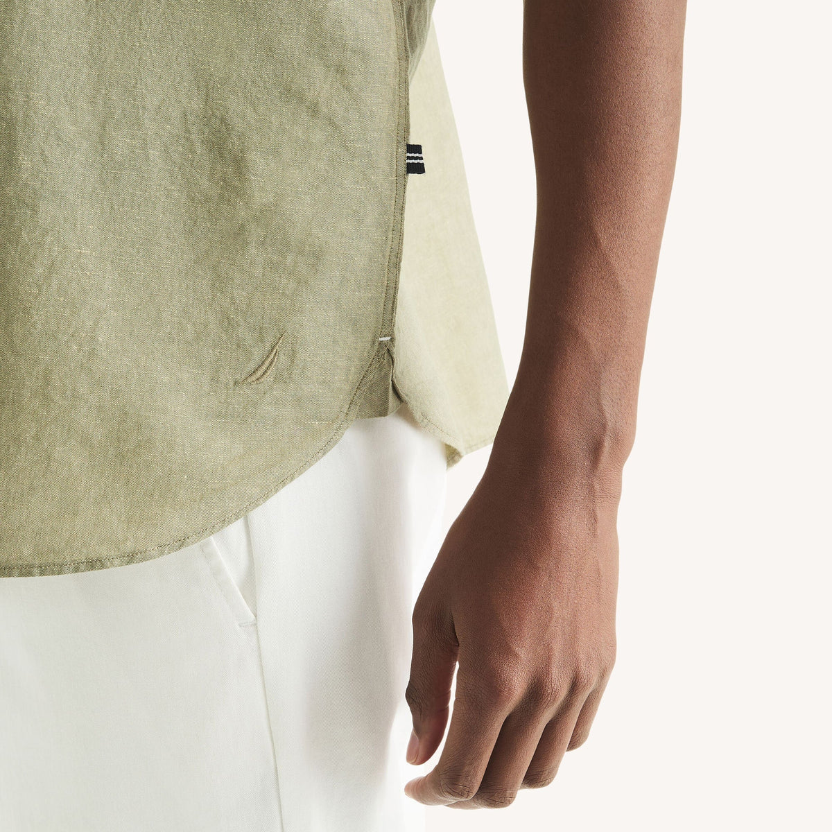 Camisa de hombre de lino de manga corta
