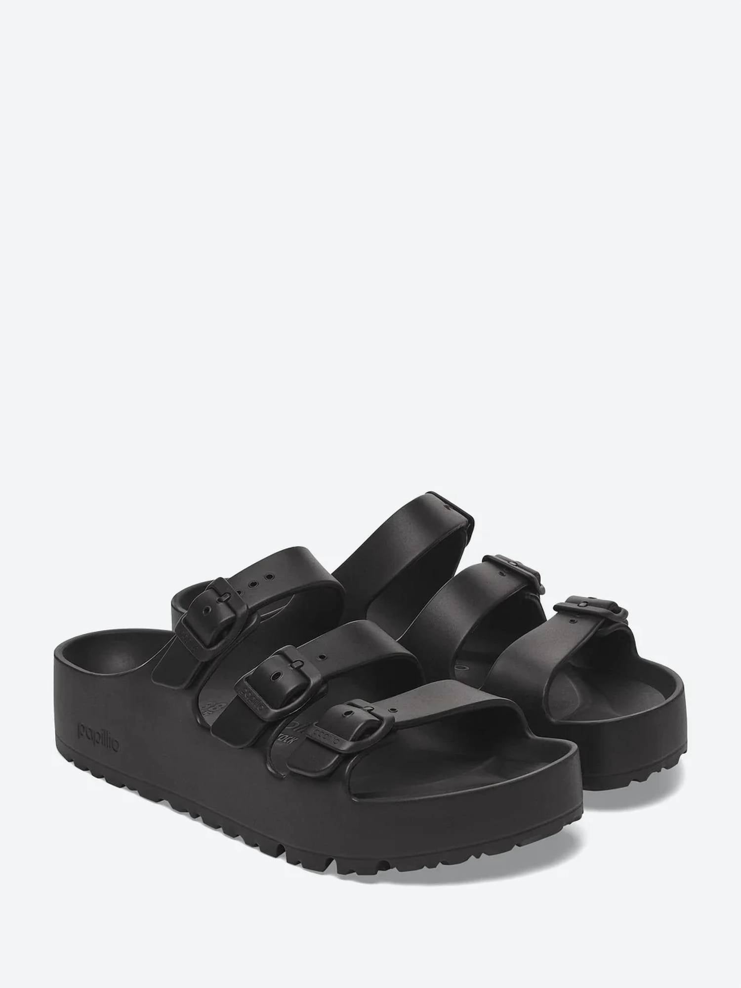 Sandalias de mujer con plataforma color negro