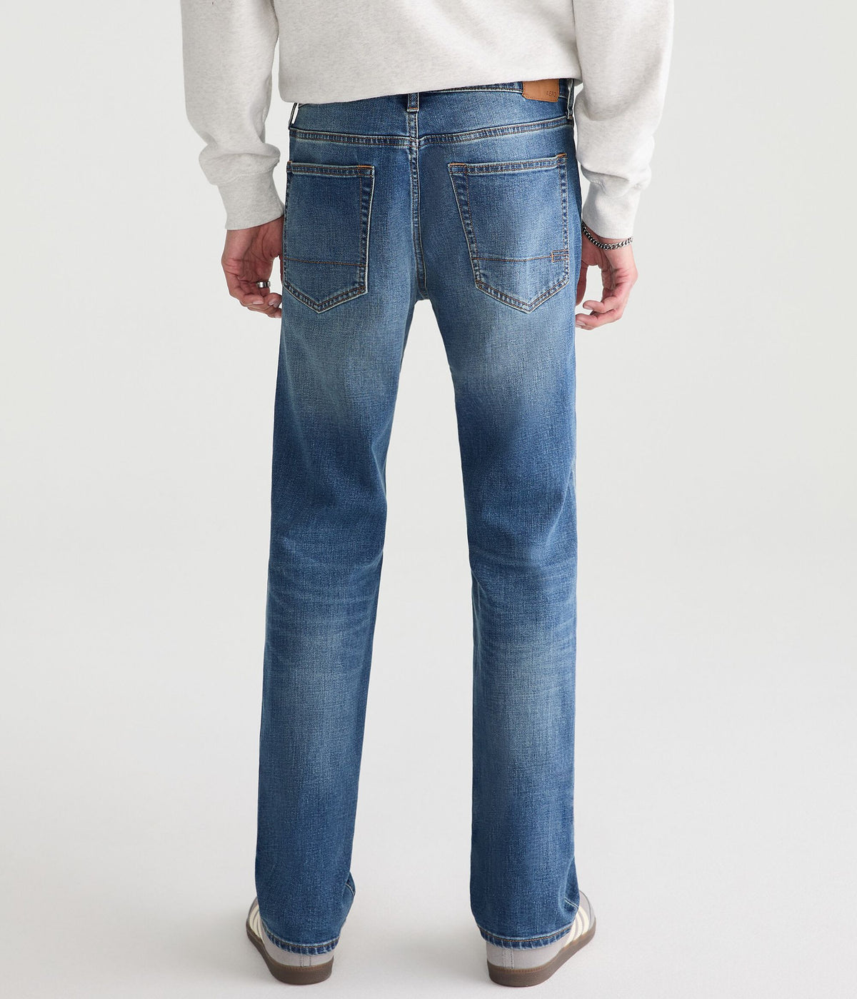 Jean