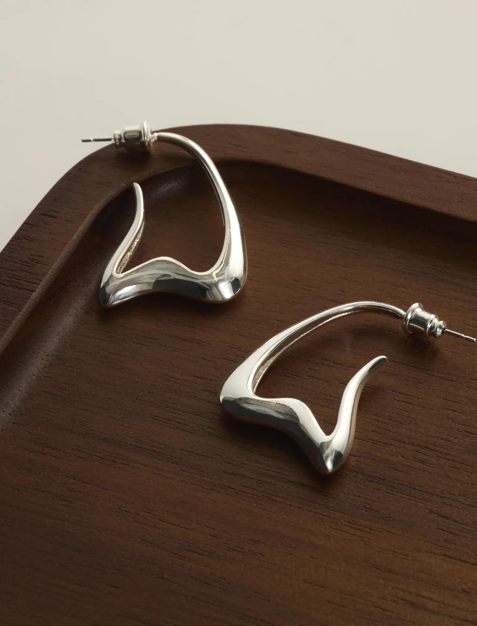 Aretes