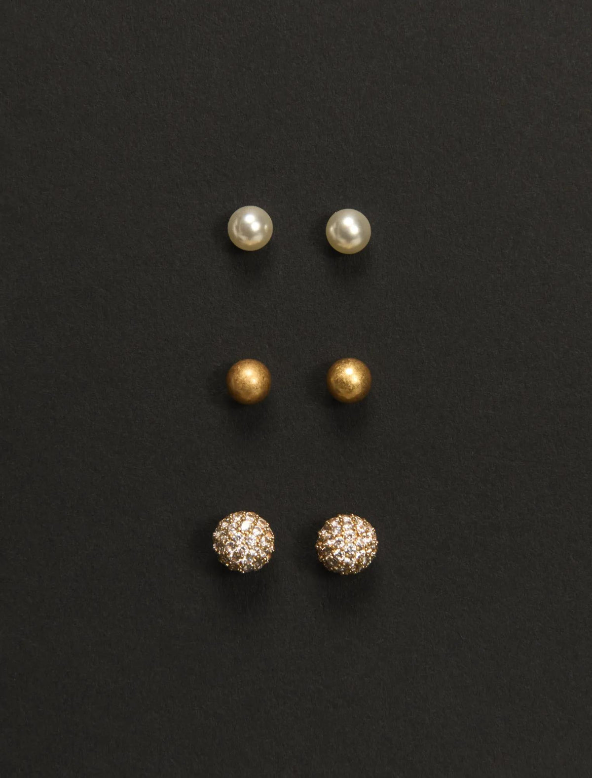 Aretes