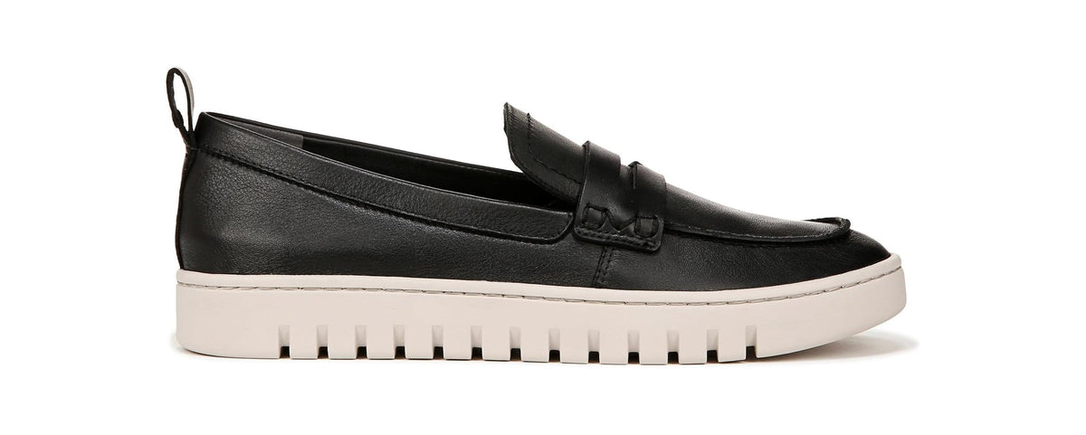 Mocasines de mujer de cuero color negro