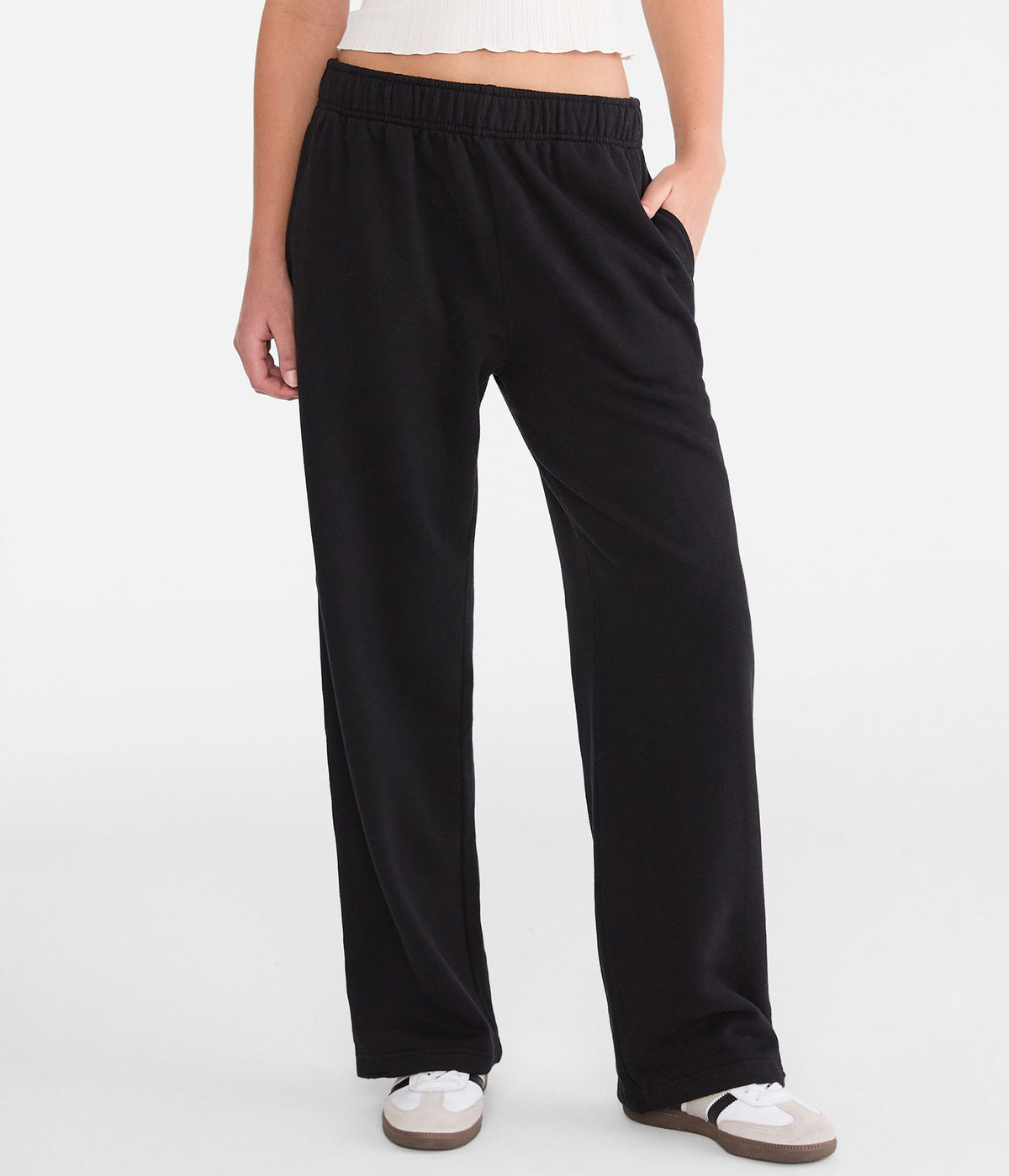 Pantalón deportivo de corte recto de tiro medio