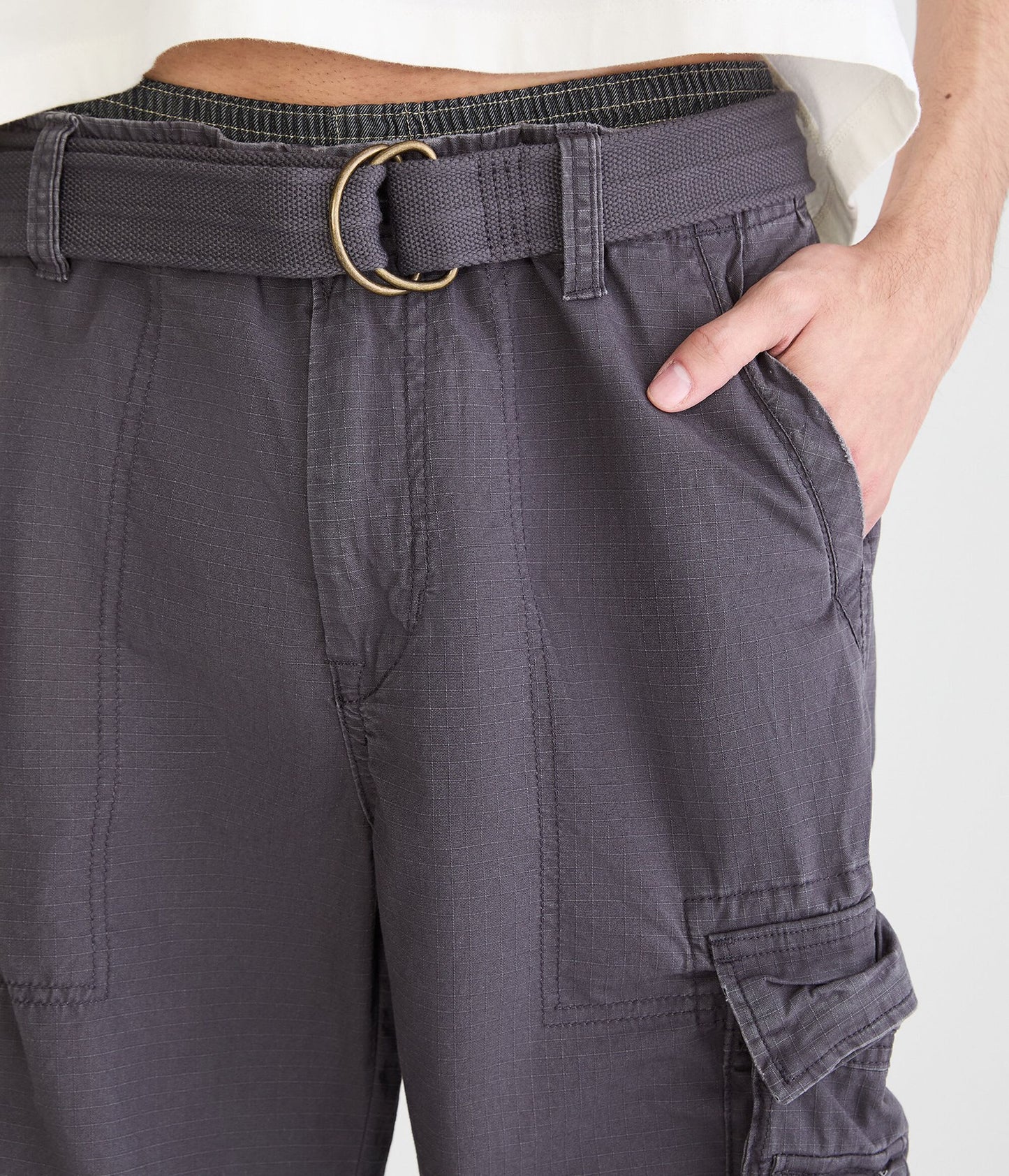 Short de hombre color negro