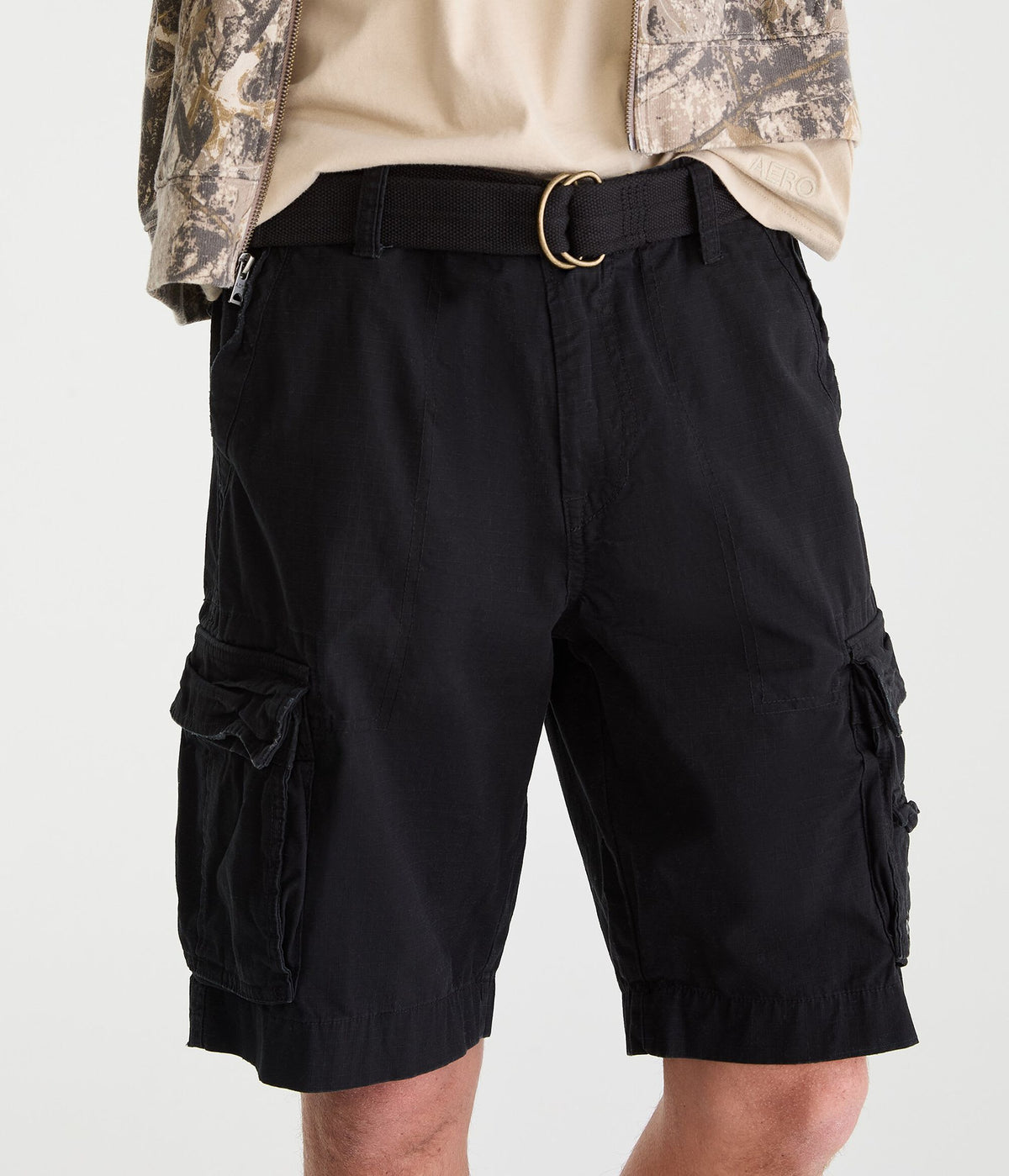 Short de hombre color negro