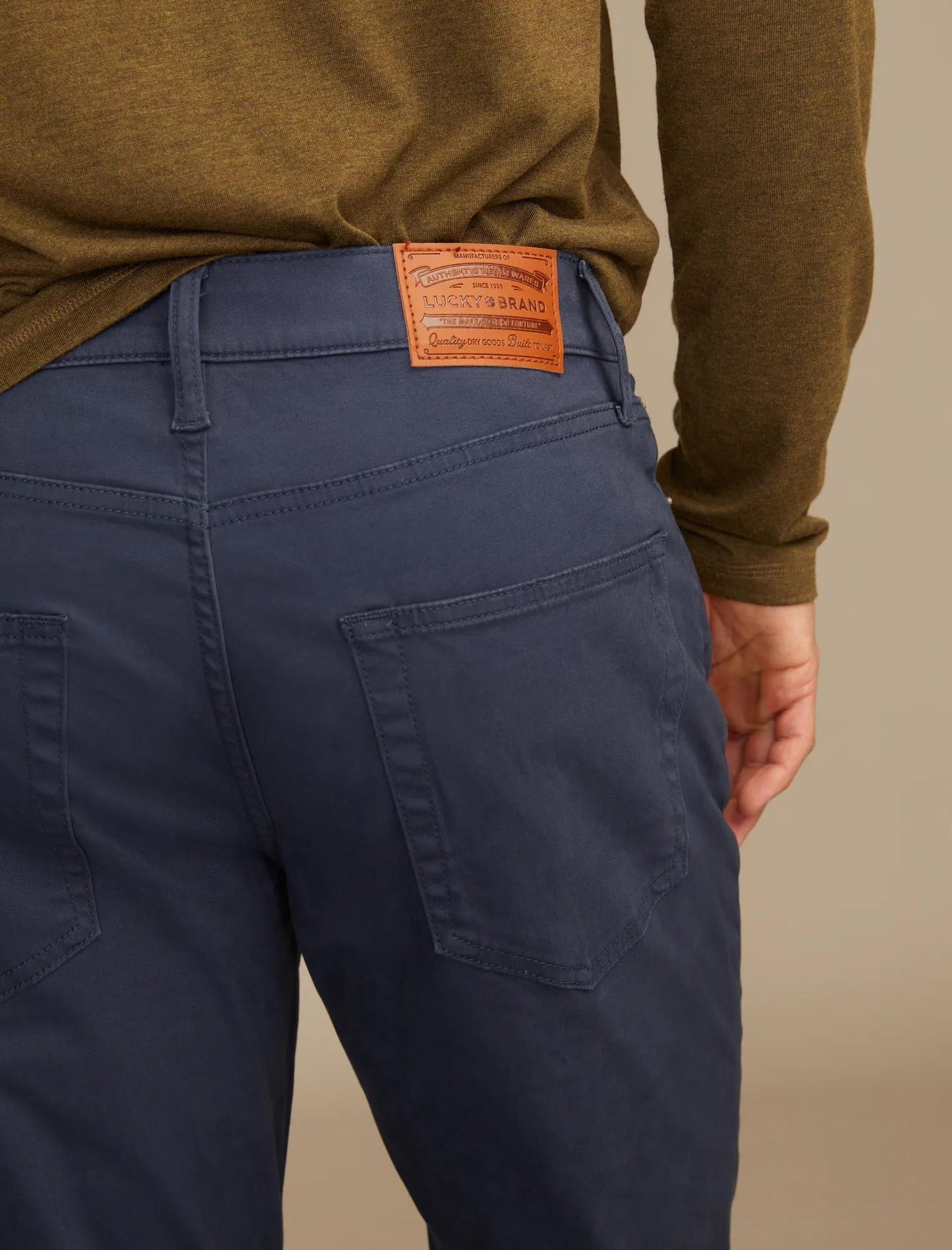 Pantalón de hombre