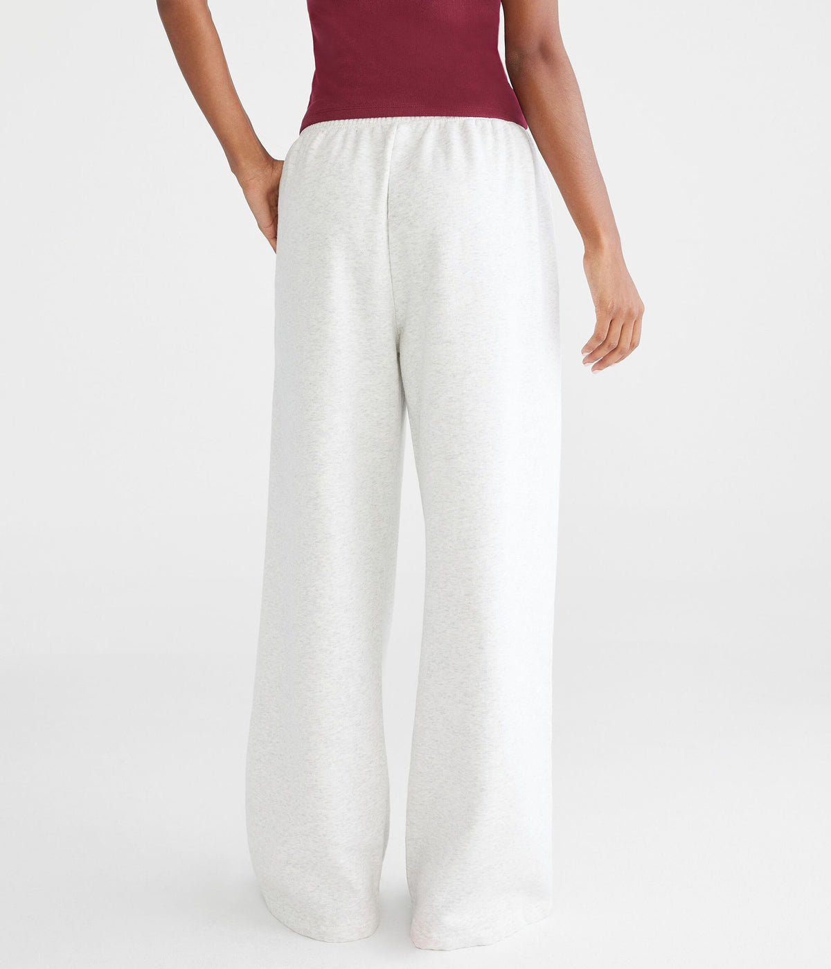 Pantalón deportivo de pierna ancha de tiro medio