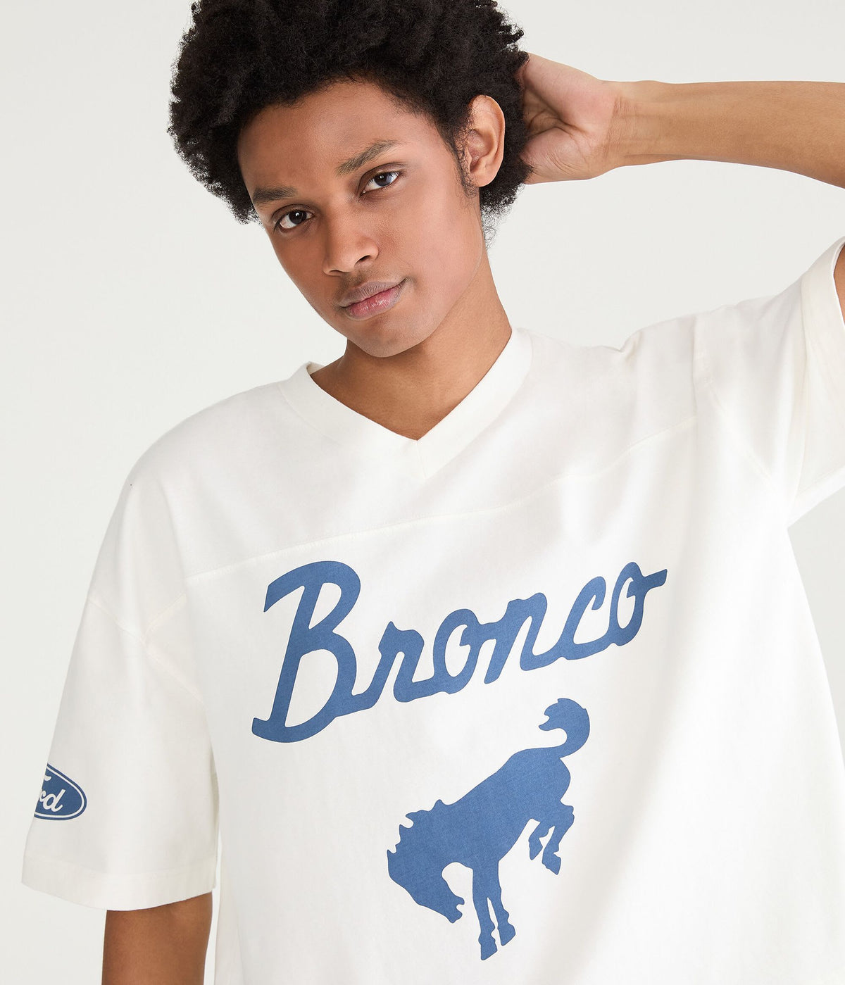 Camiseta con cuello en V