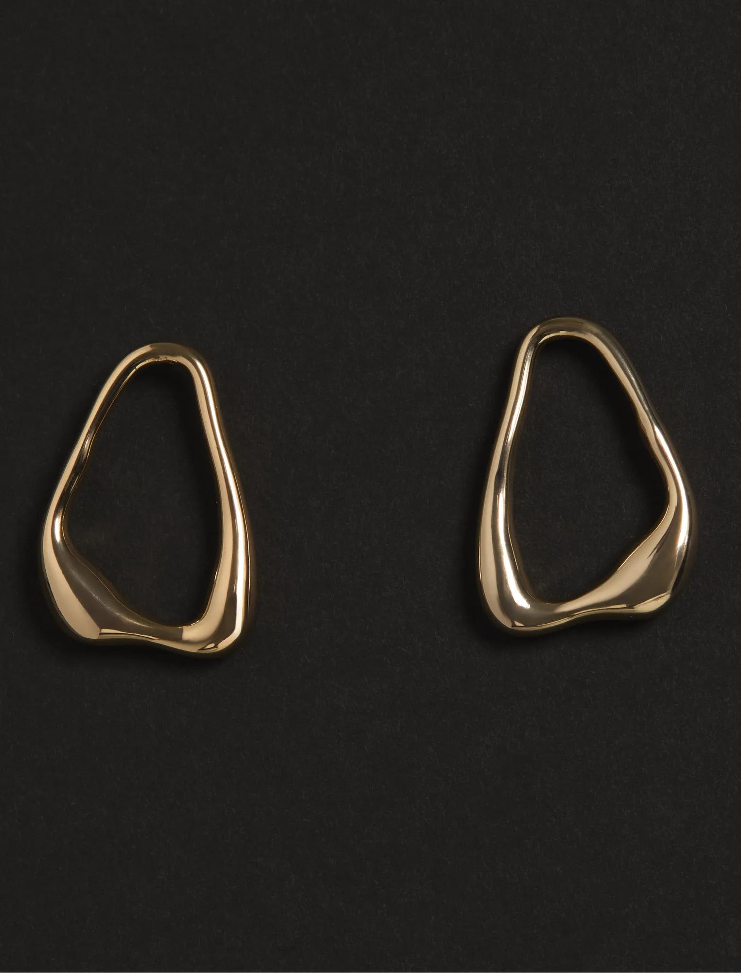Aretes