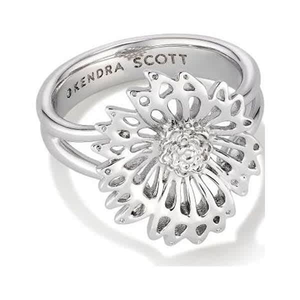 Anillo color plateado